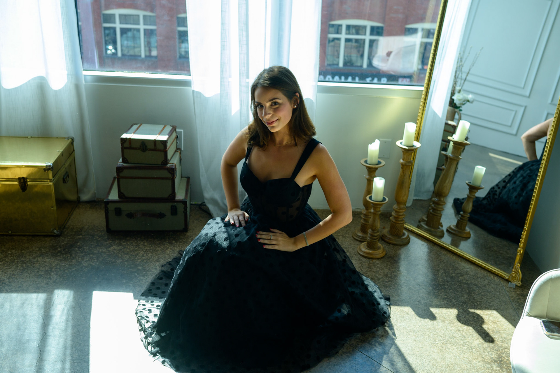woman_in_black_dress.jpg